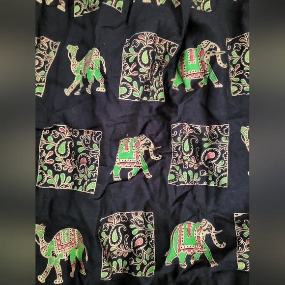 đź’•Elephant and camel print maxi dress - Picture 5 of 5
